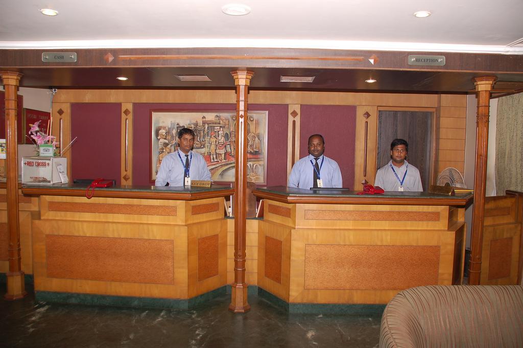 Hotel Royale Midtown Bhubaneswar Exterior foto