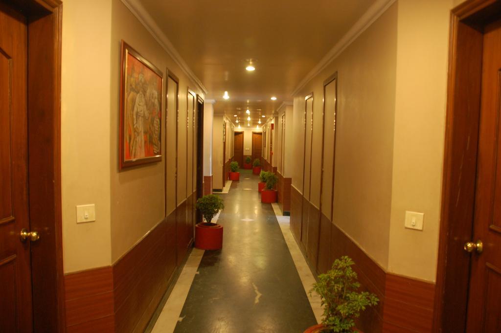Hotel Royale Midtown Bhubaneswar Exterior foto
